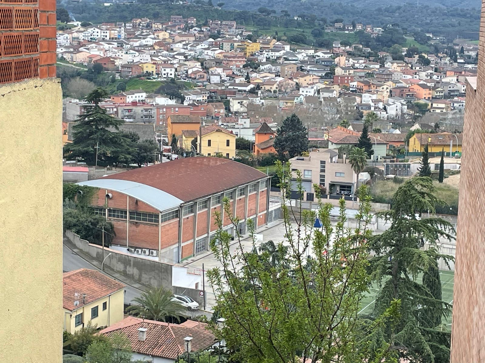 SITUACIÓN IDEAL, TRANQUILIDAD CERCA DE TODOS LOS SERVICIOS - foto 3