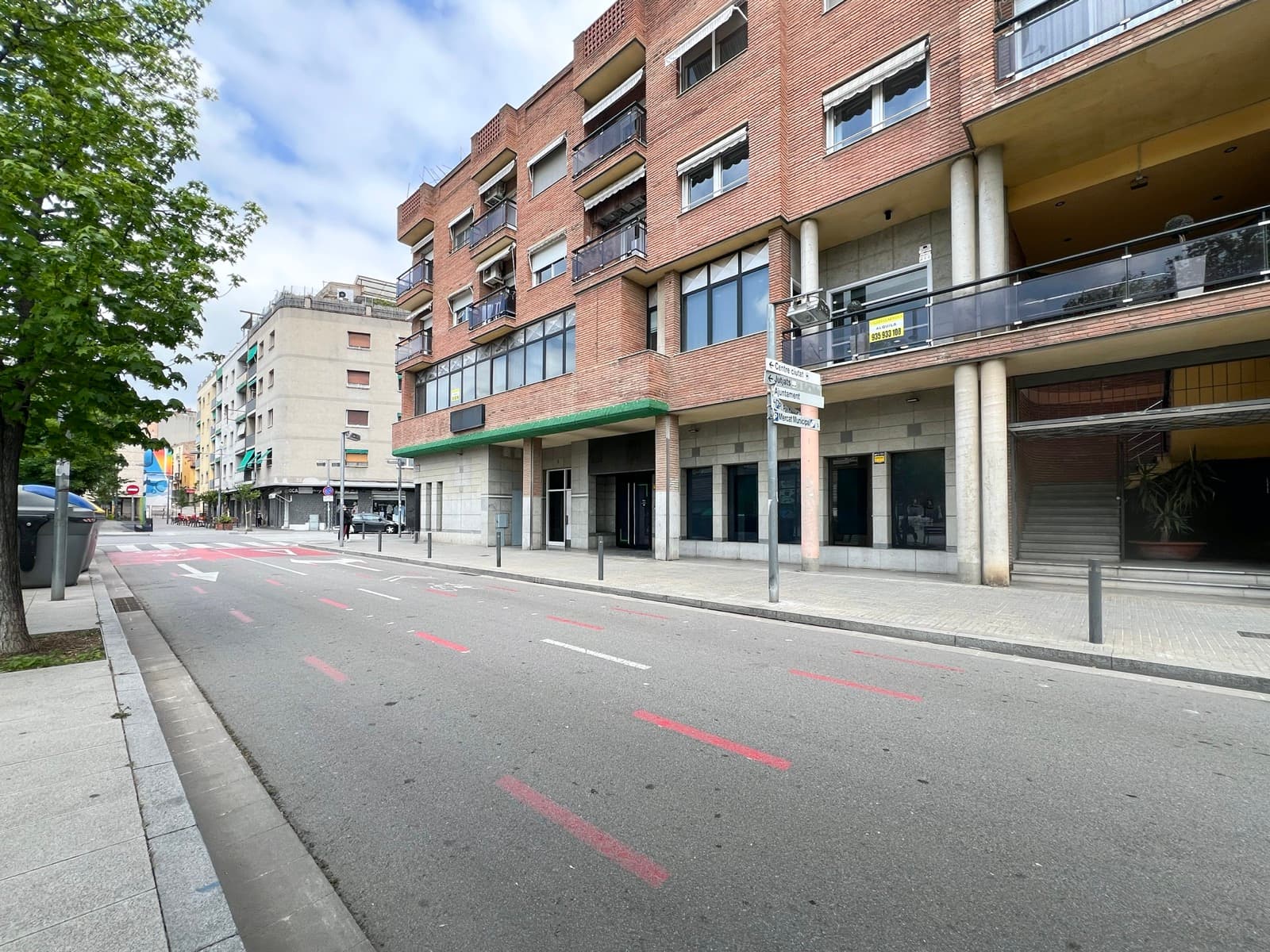 EN PLENO CENTRO "LES PRUNERES" - foto 2