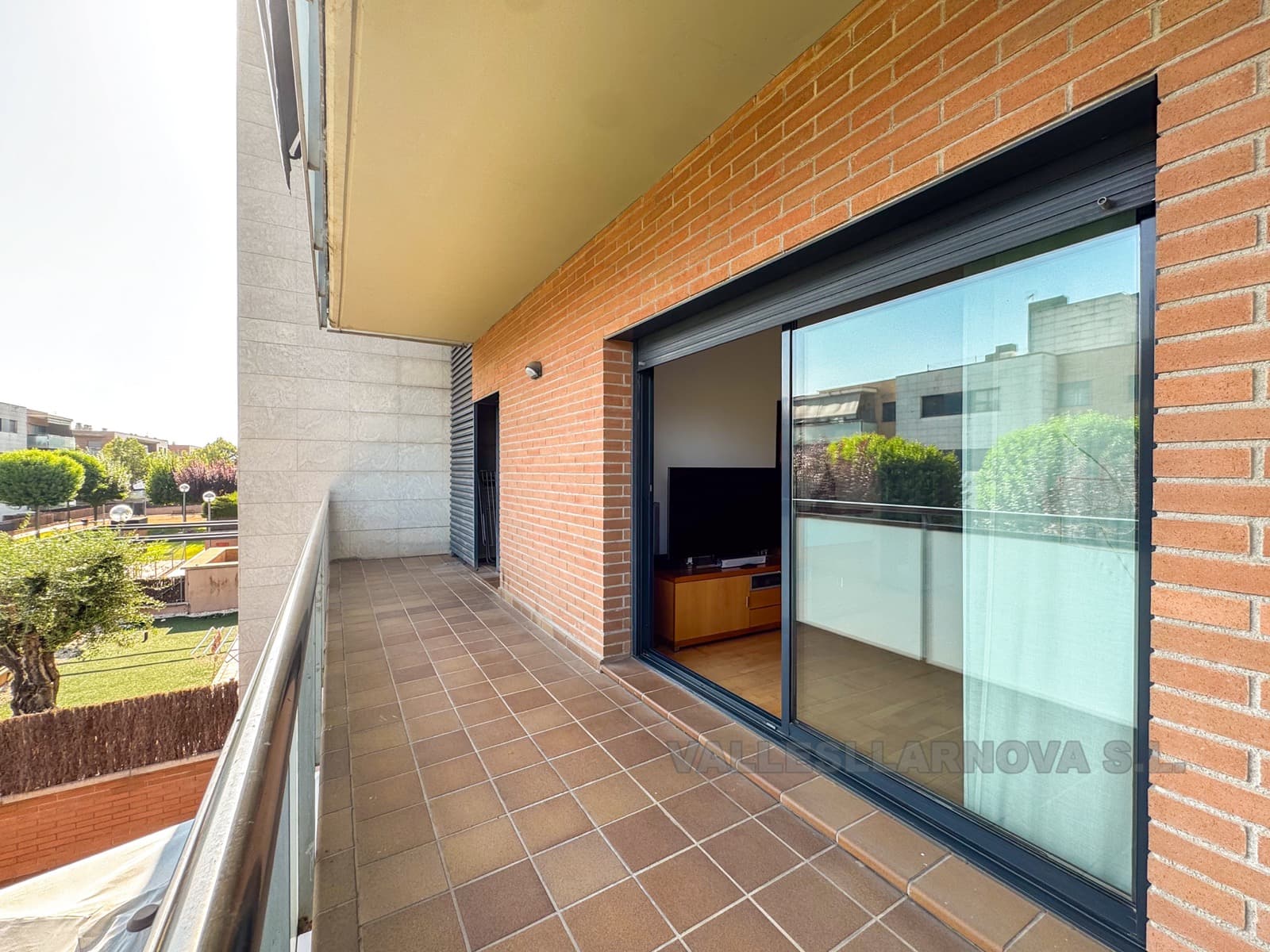 EXCLUSIVA VIVIENDA, PISO PARKING Y TRASTERO! - foto 5